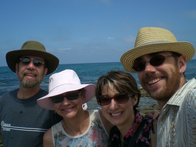 Another infamous hand-held group shot. flickr-ginsnob-1225355326.jpg