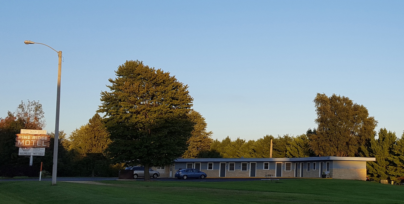 The Pine Ridge Motel.