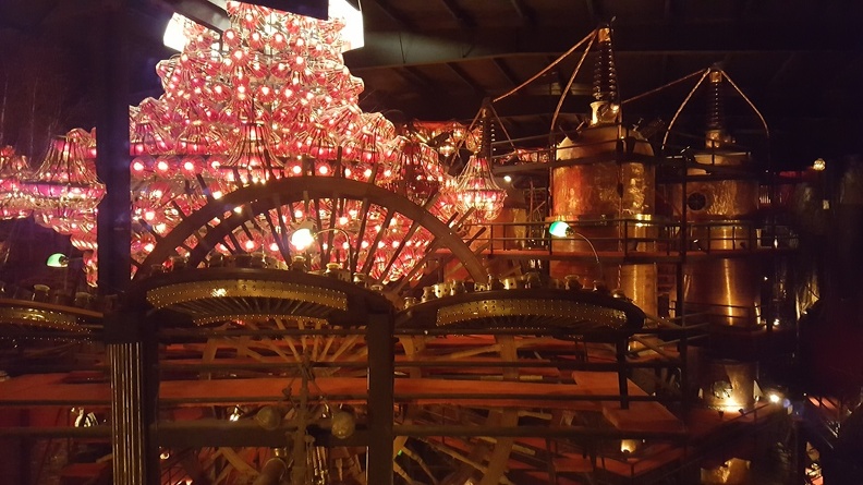 Next up: a massive room with a pile of chandeliers in the middle and giant piles of distilling paraphernalia. Plus the usual pieces of artillery, statues, etc. 2016-09-18 12.09.50.jpg