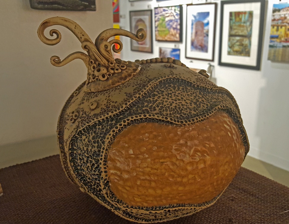 Seasonally appropriate sculpture, artist and title unknown.
