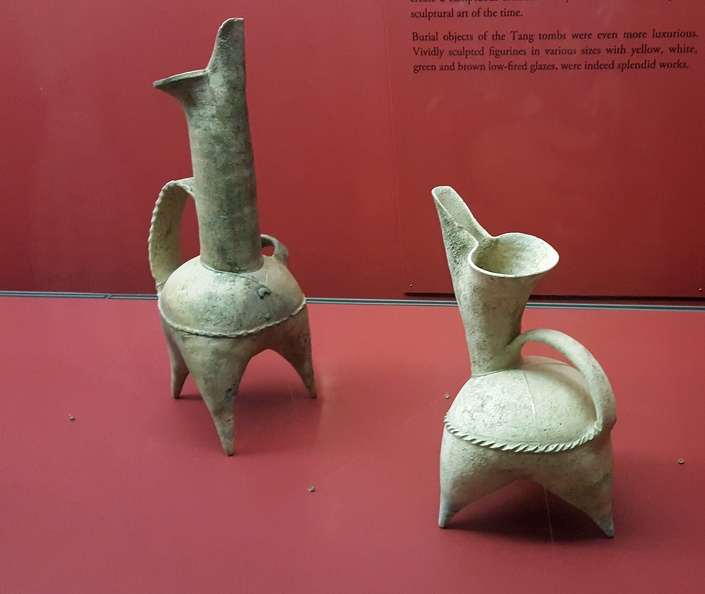 From the Neolithic Dawenko culture, 4300-2500 B.C.E(!) at the National Palace Museum. 2017-03-10 12.19.50 crop.jpg